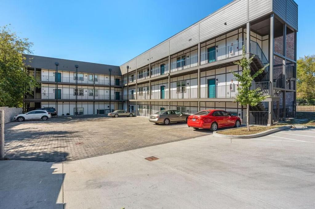 Luxury Design, Close To Broadway - 4 Beds, 2 Bedrm * Nashville