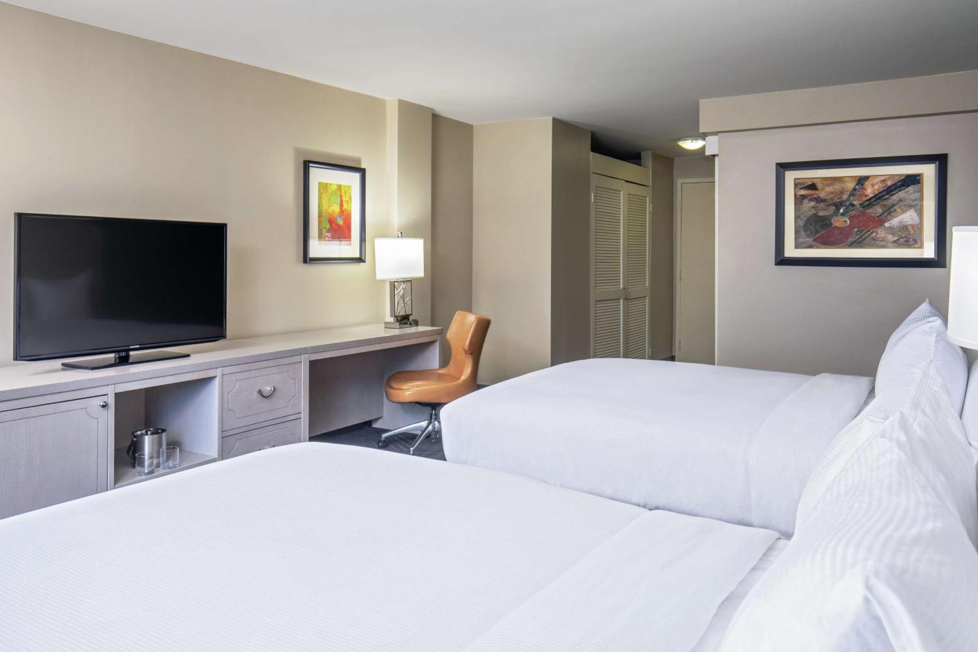 Doubletree By Hilton Downtown Nashville