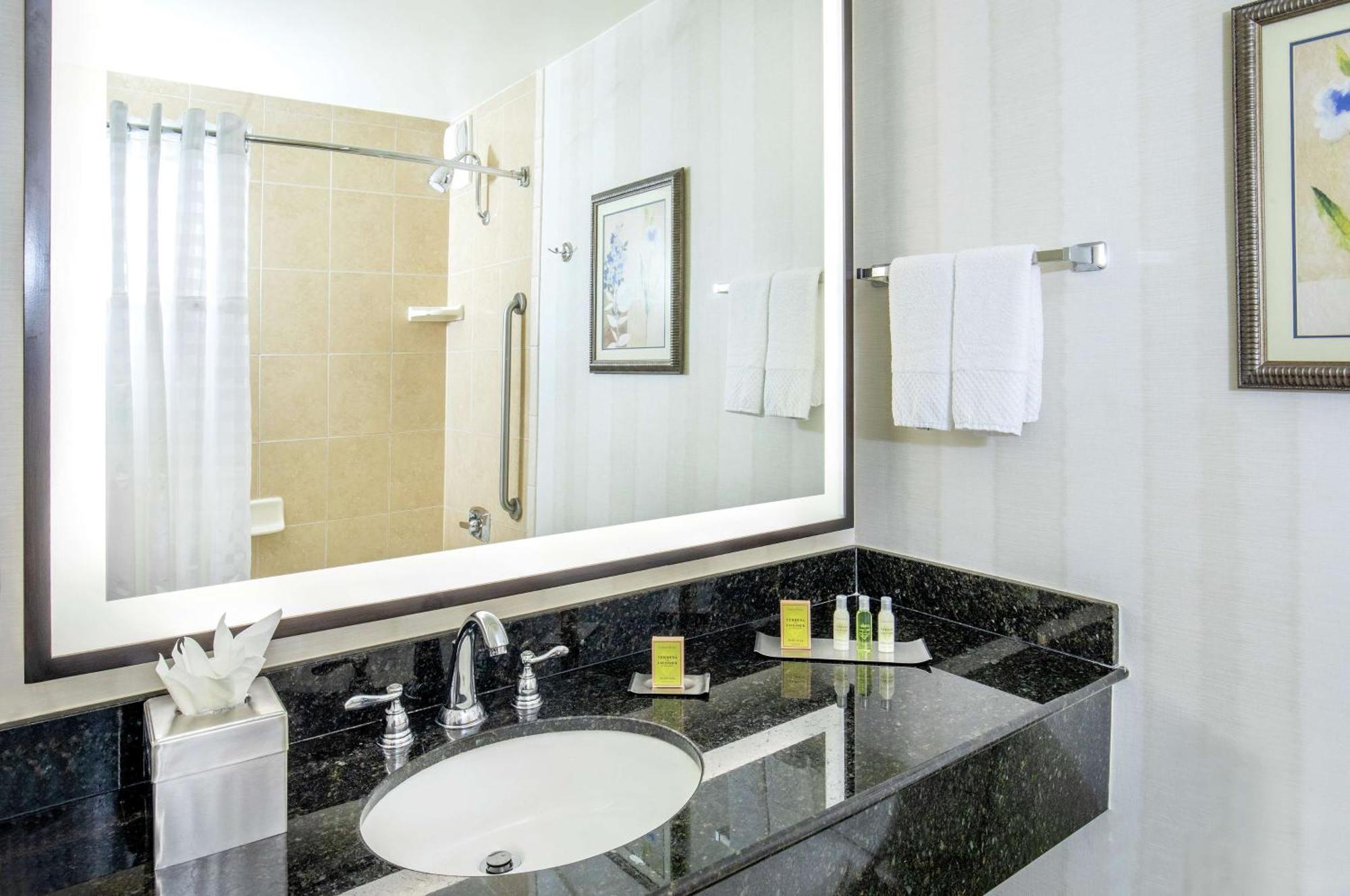 Doubletree By Hilton Downtown 4* Nashville