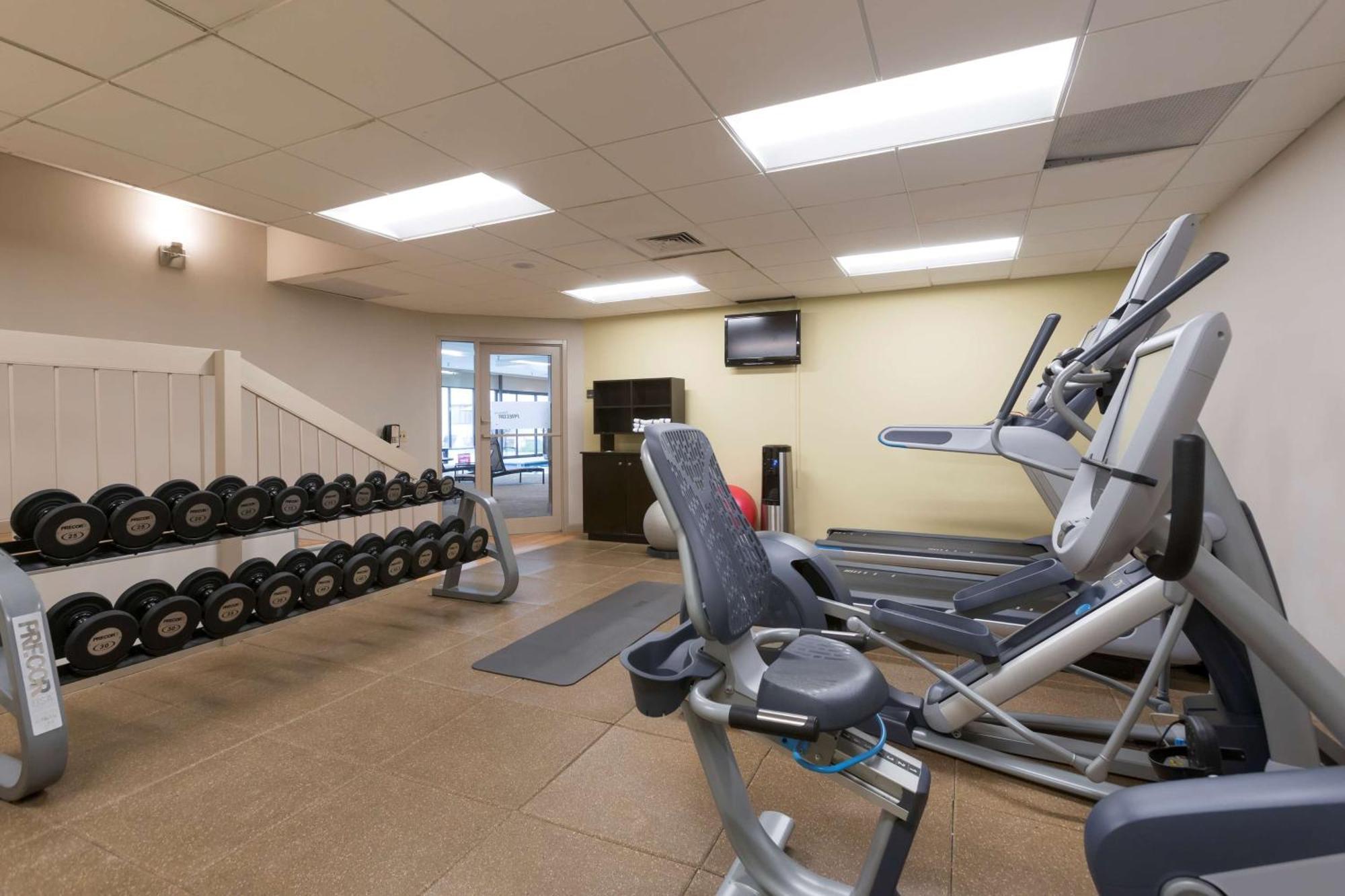 Hotel Doubletree By Hilton Airport Nashville