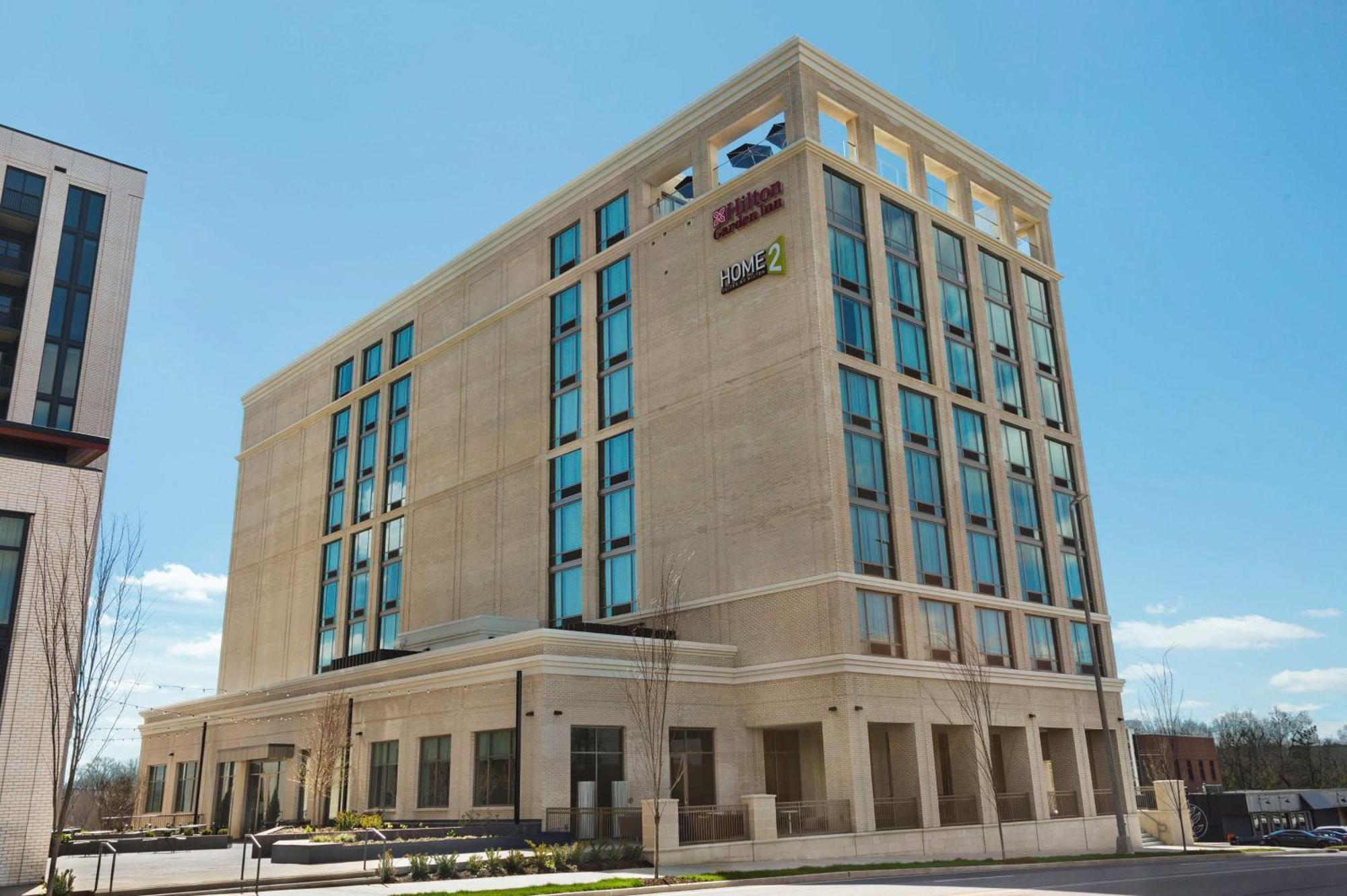 Home2 By Hilton West End Avenue 3*