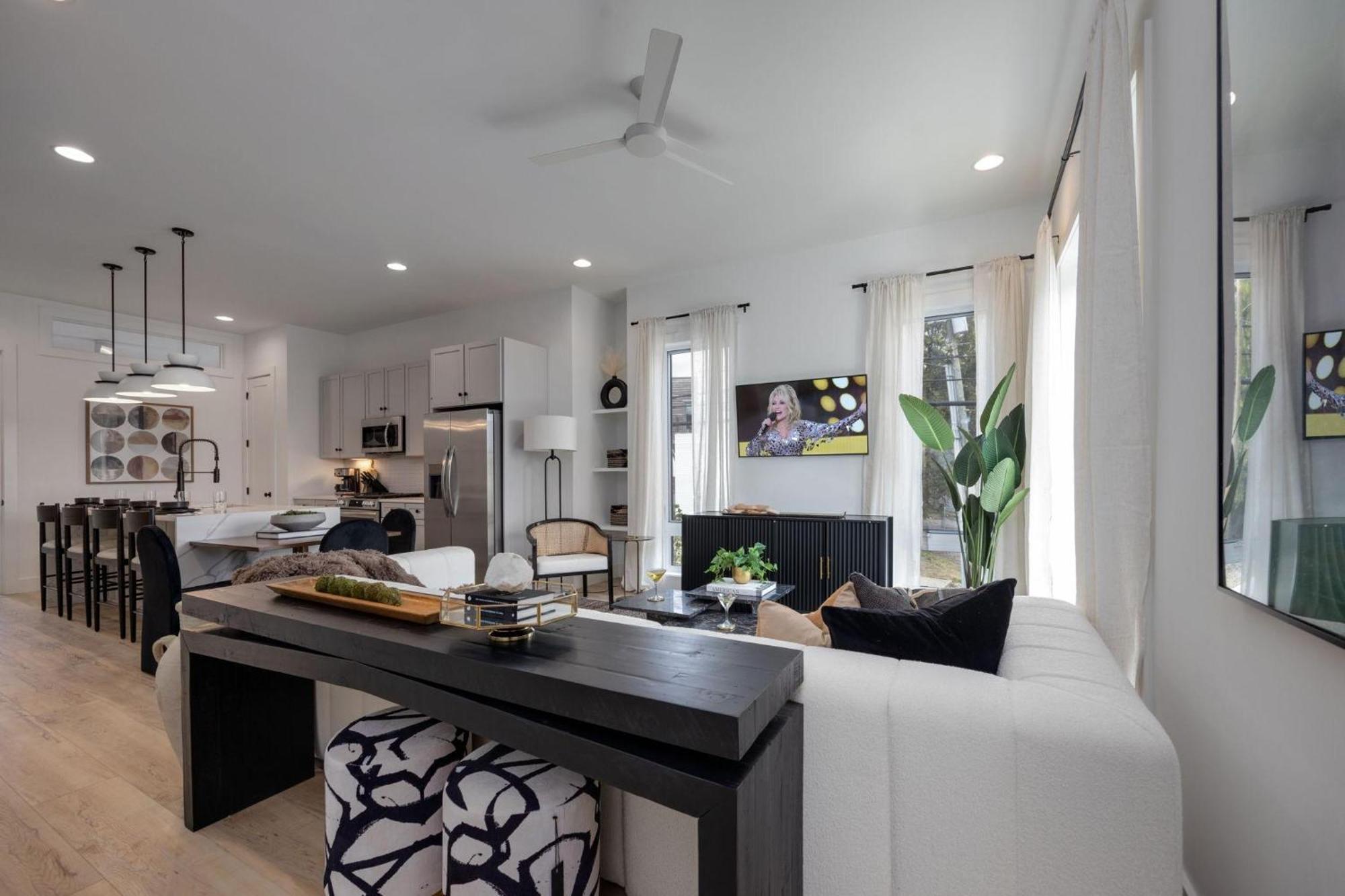 - 1400 Napoleon St. Holiday home *