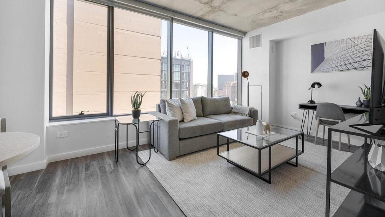 Landing Modern With Amazing Amenities * Nashville