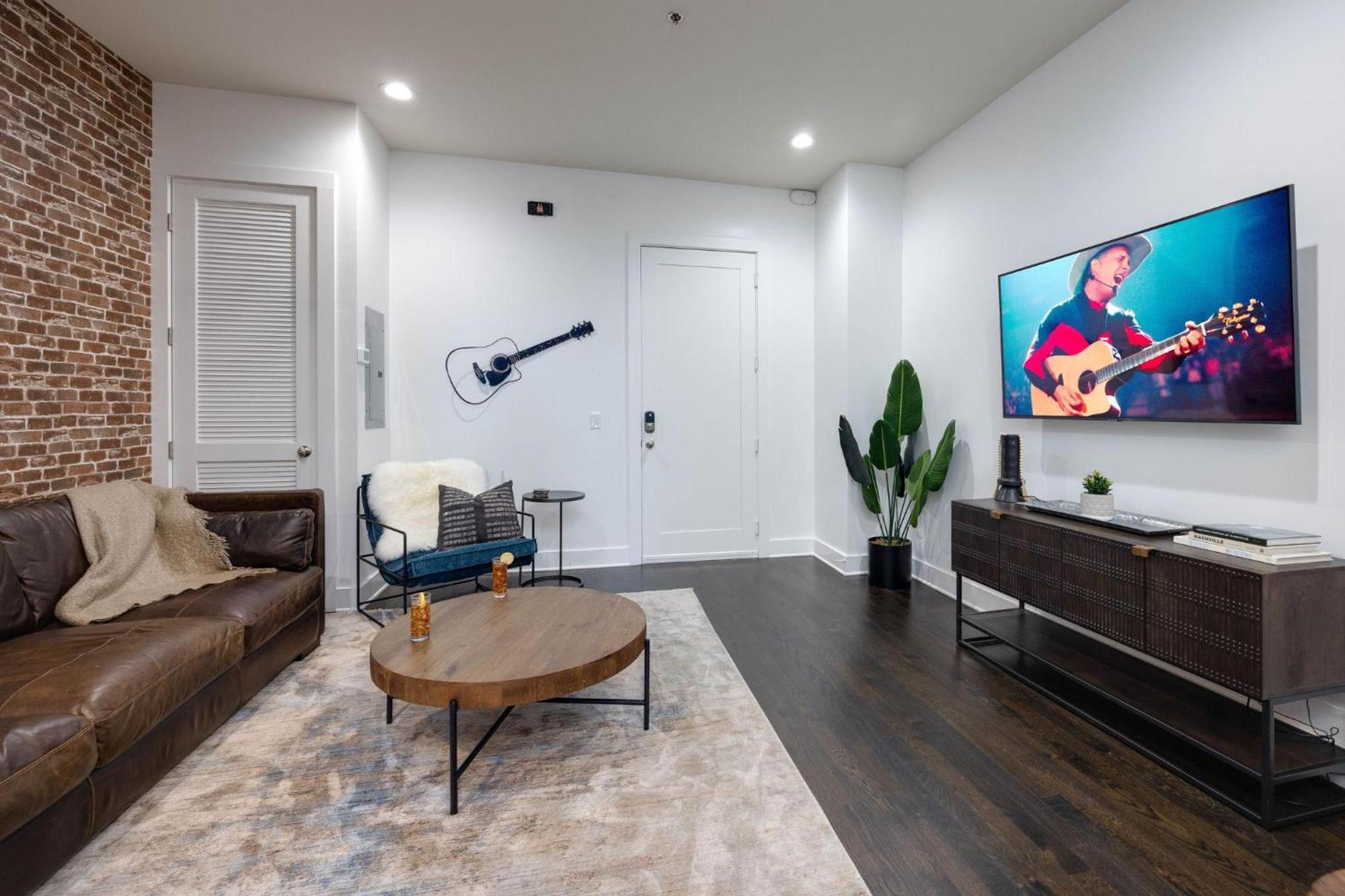 Lofts At 30th - Urban Utopia - 6 Mins To Broadway Holiday home *