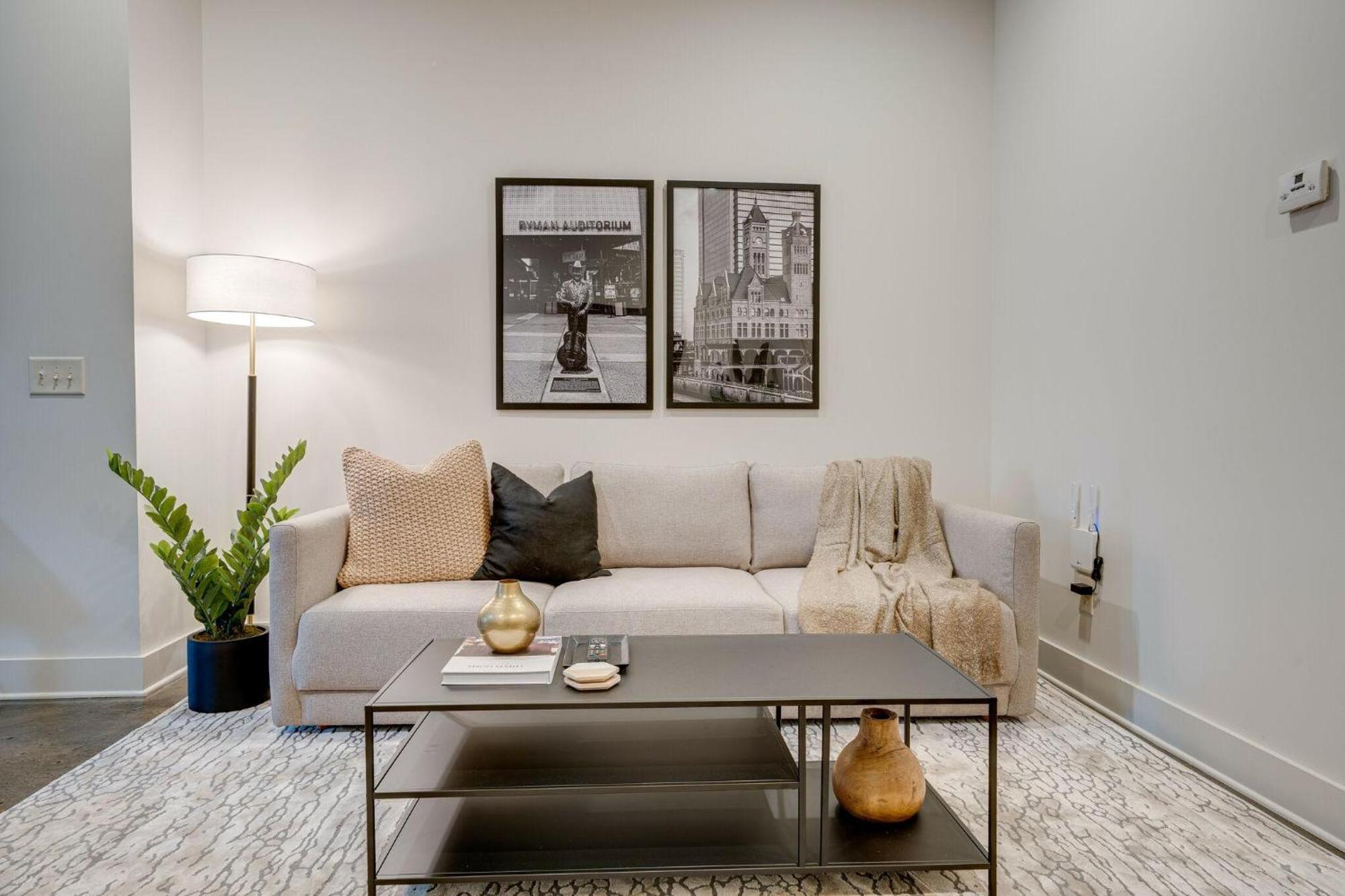 Lofts At 30th - Modern Melody - 6 Mins To Broadway Holiday home *