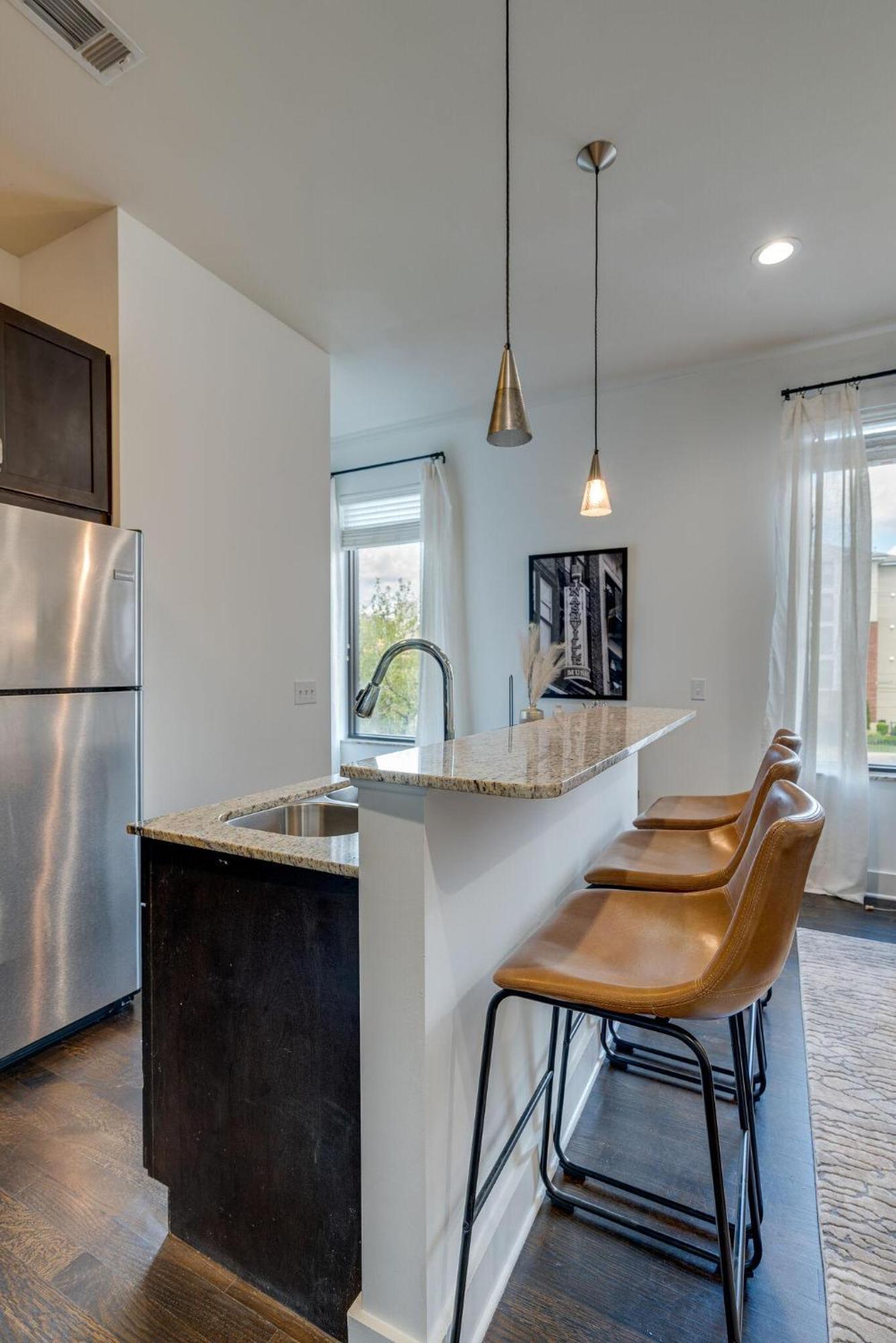 Lofts At 30th - Modern Saloon - Mins To Broadway