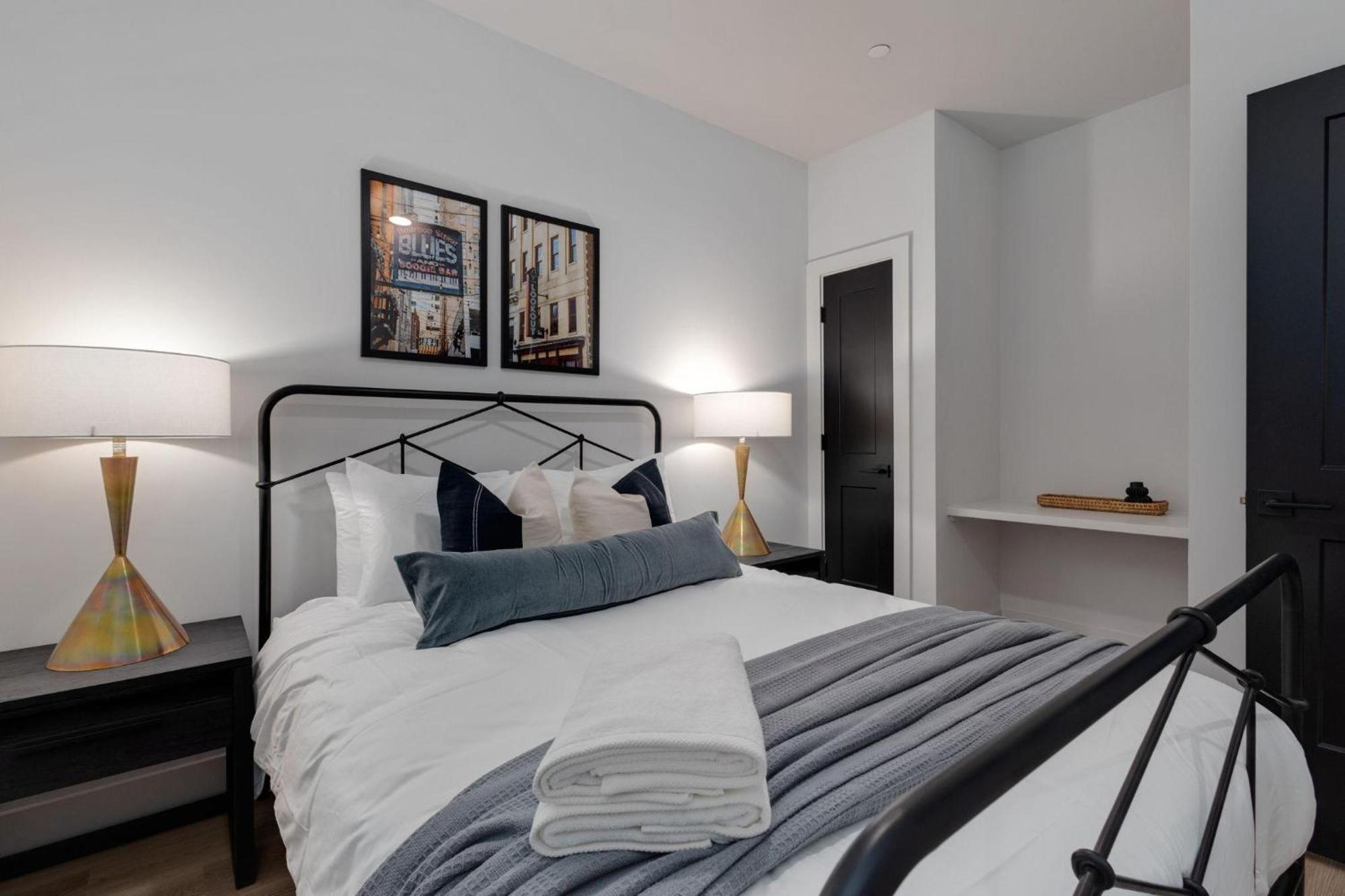 Tria - 3 - Odyssey *