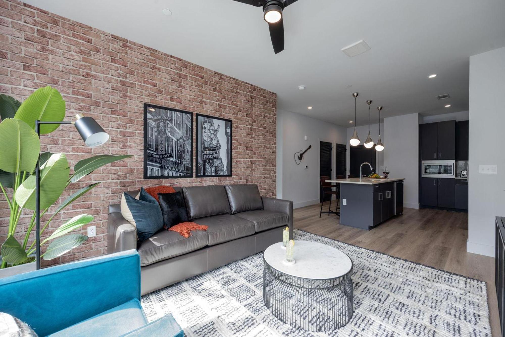 Plethora - Odyssey - Heart Of Midtown 4* Nashville