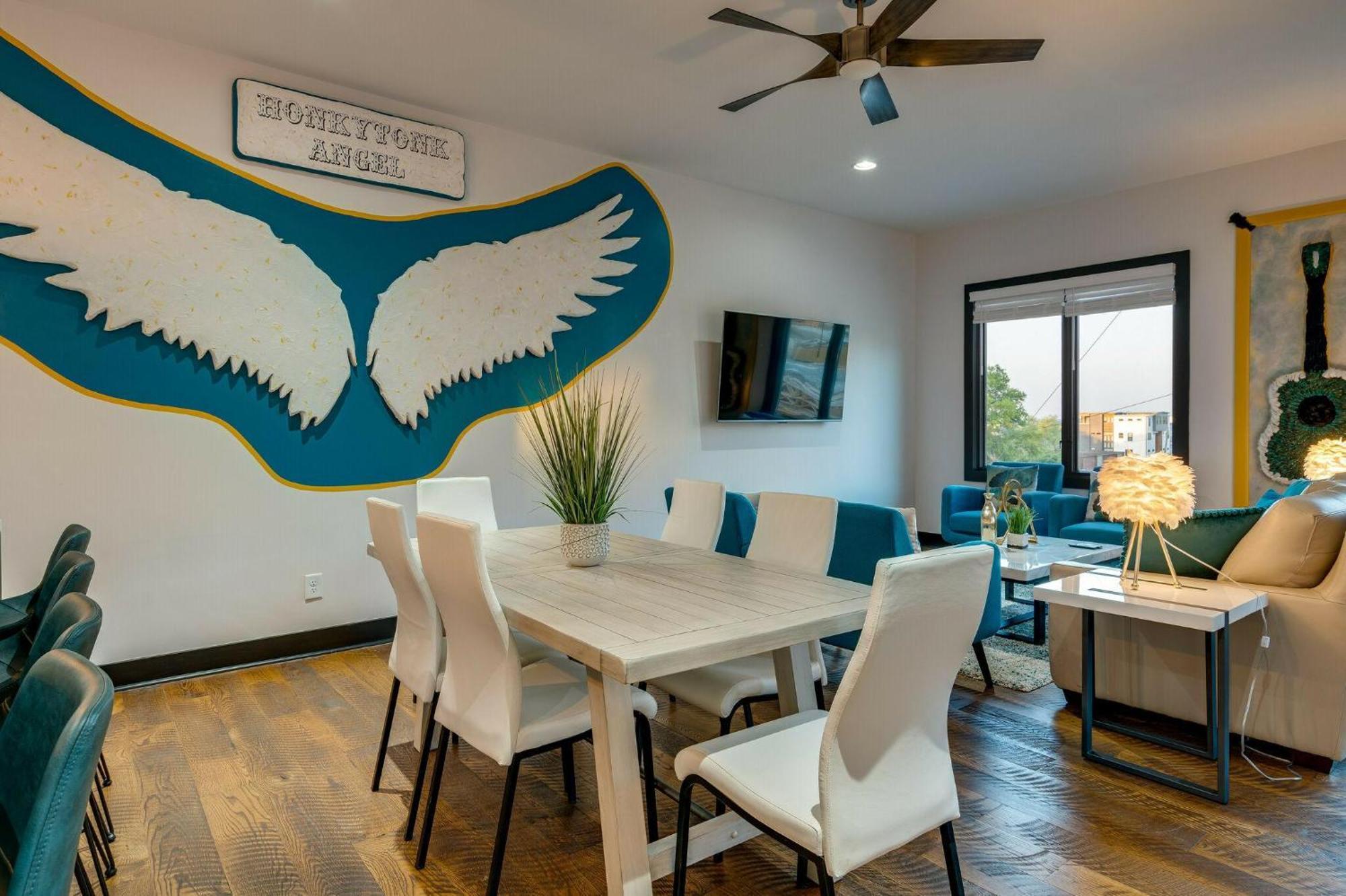 Holiday home 3 Designer Gulch Homes - Rooftop Hot Tub - Sleeps 36 Nashville
