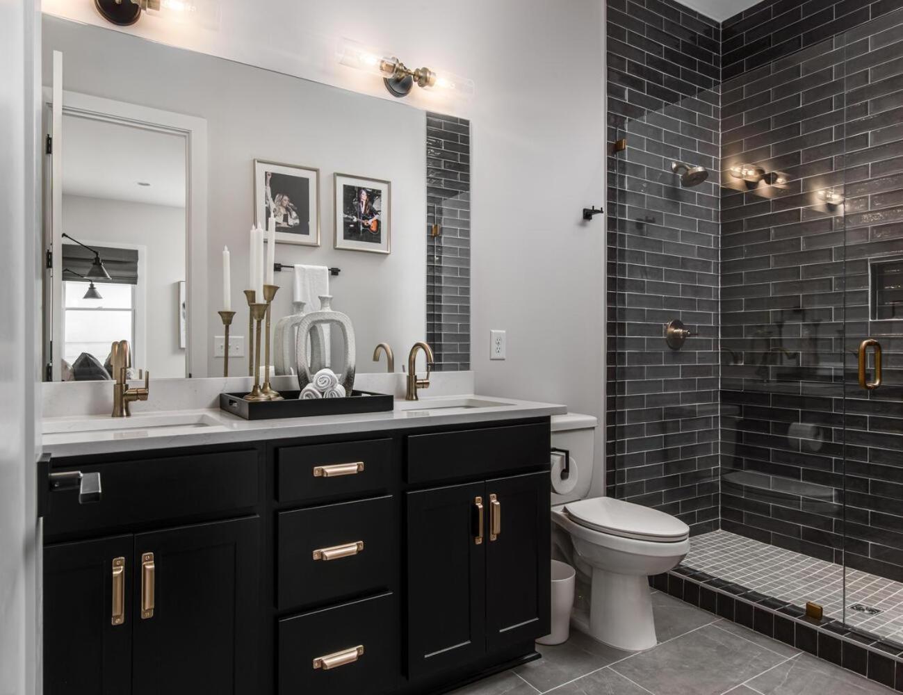 Luxe-tennessee Row-heart Of Gulch-mins To Broadway Holiday home