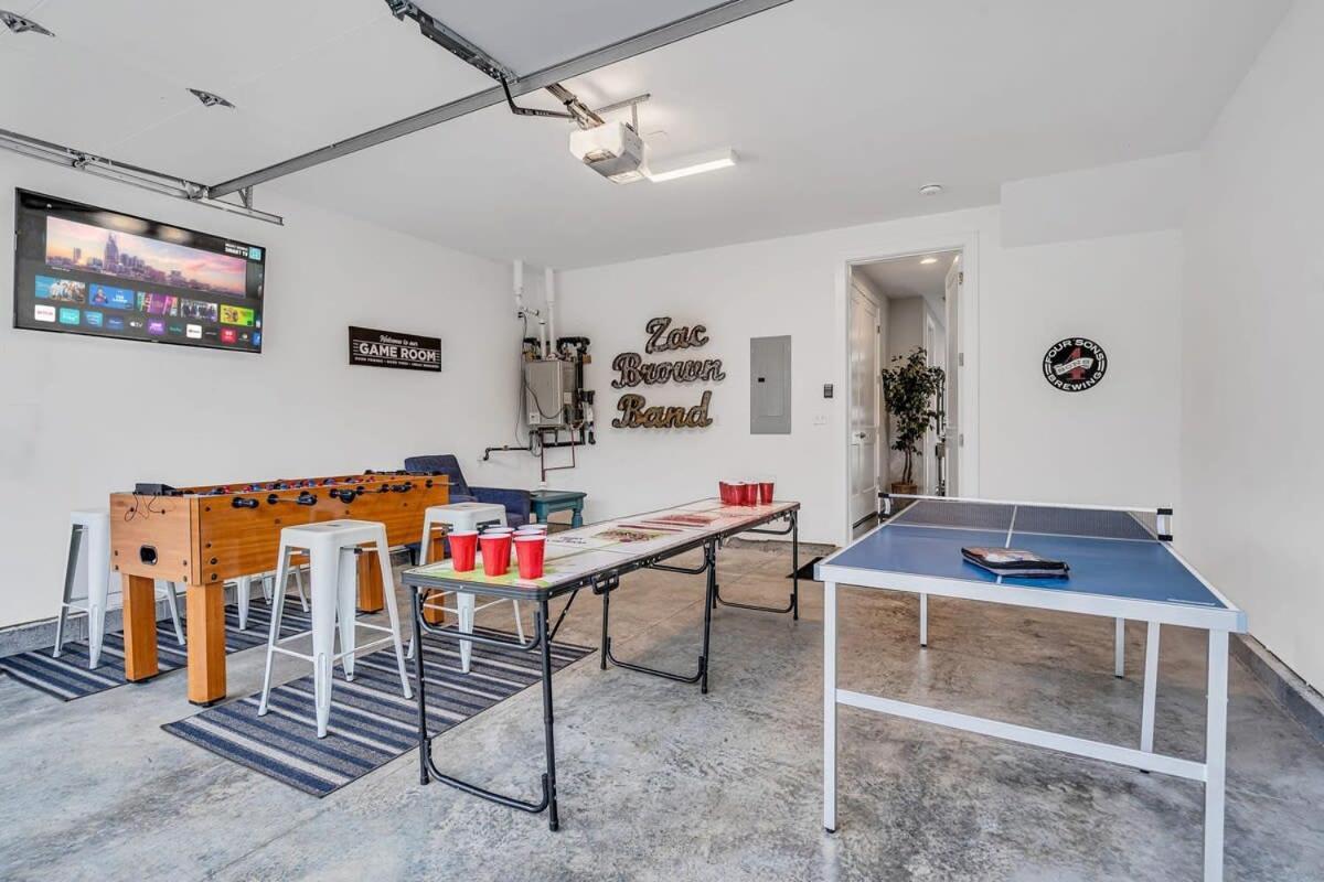 Holiday home New Luxe 4br 12 Beds - Roofdeck Views - Chefs Kitchen
