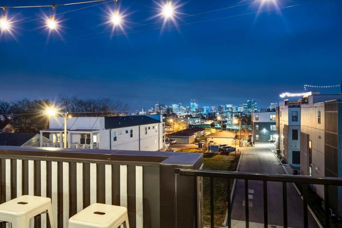 New Luxe 4br 12 Beds - Roofdeck Views - Chefs Kitchen * Nashville