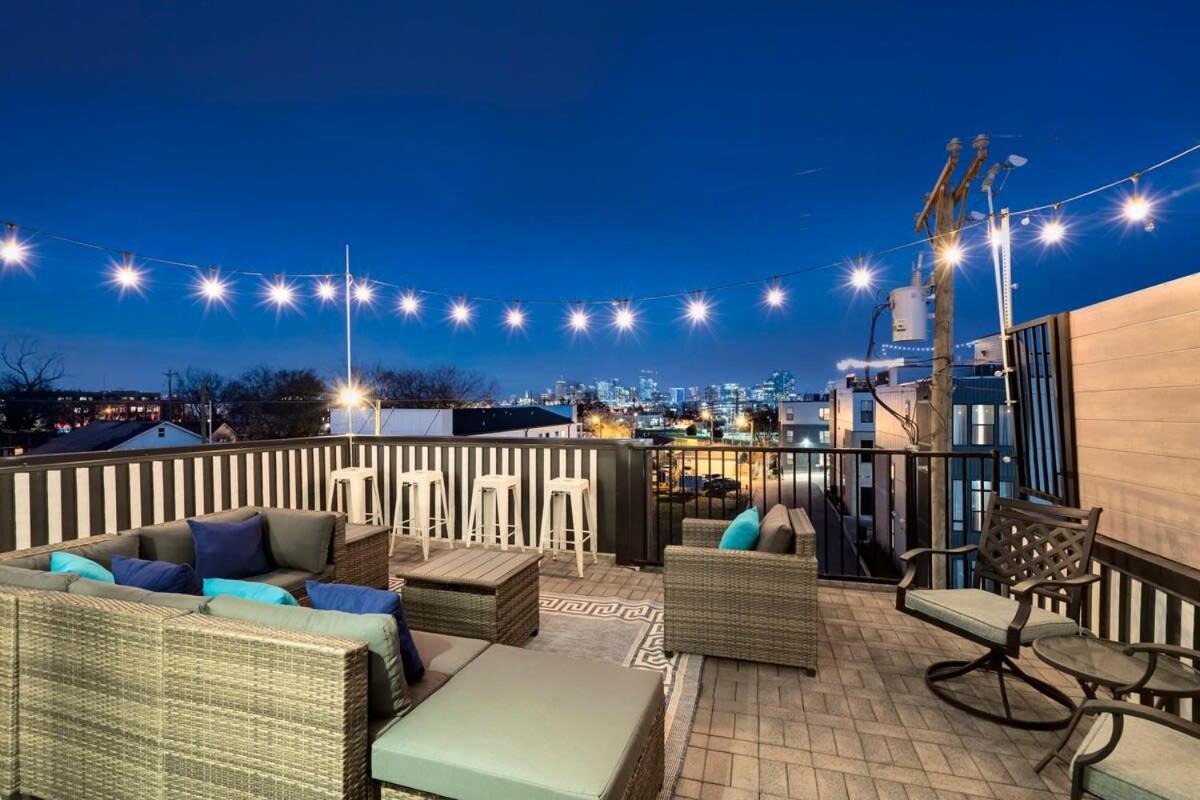 New Luxe 4br 12 Beds - Roofdeck Views - Chefs Kitchen