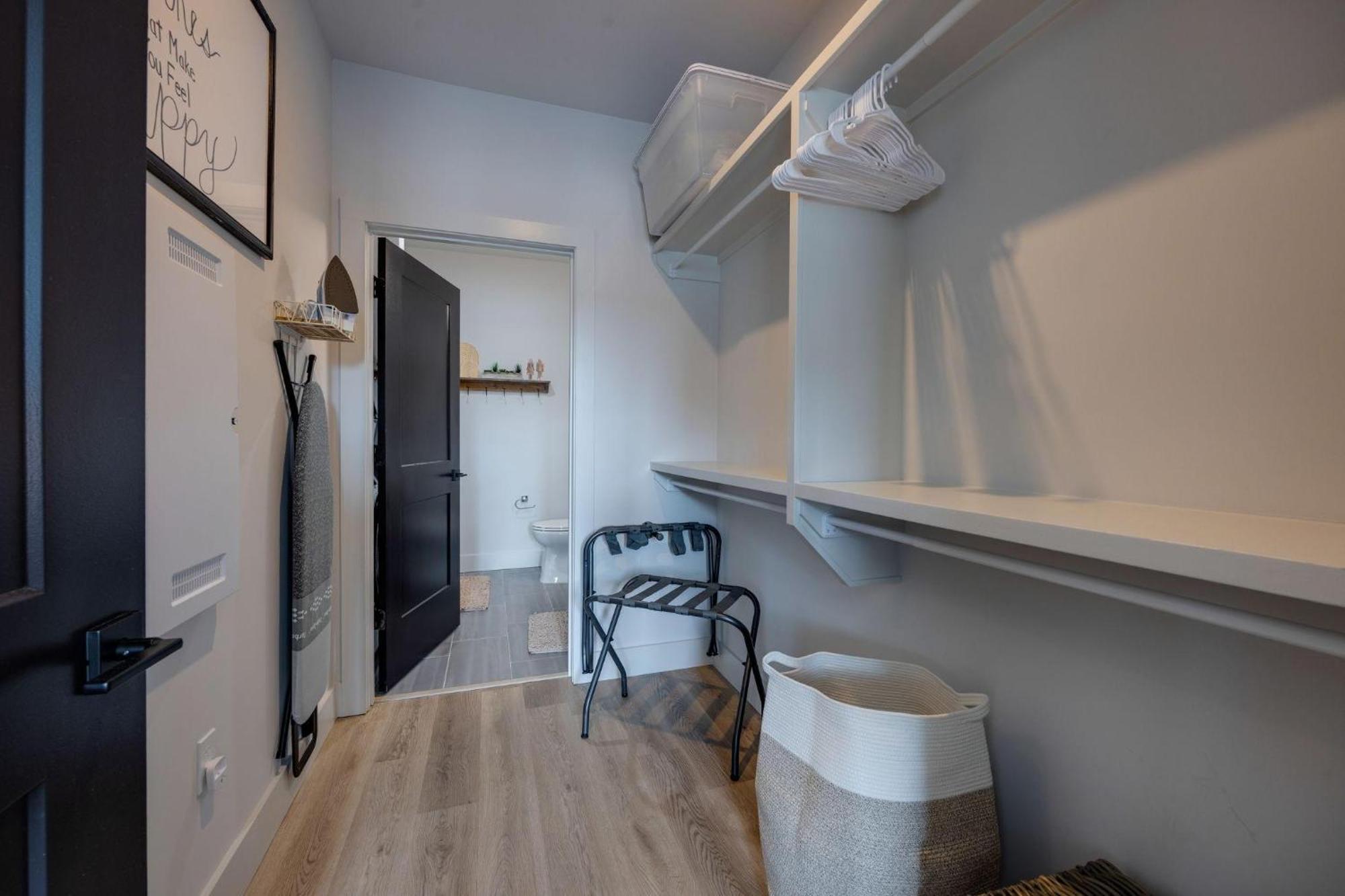 Rodeo Roundup - Odyssey - Heart Of Midtown Holiday home