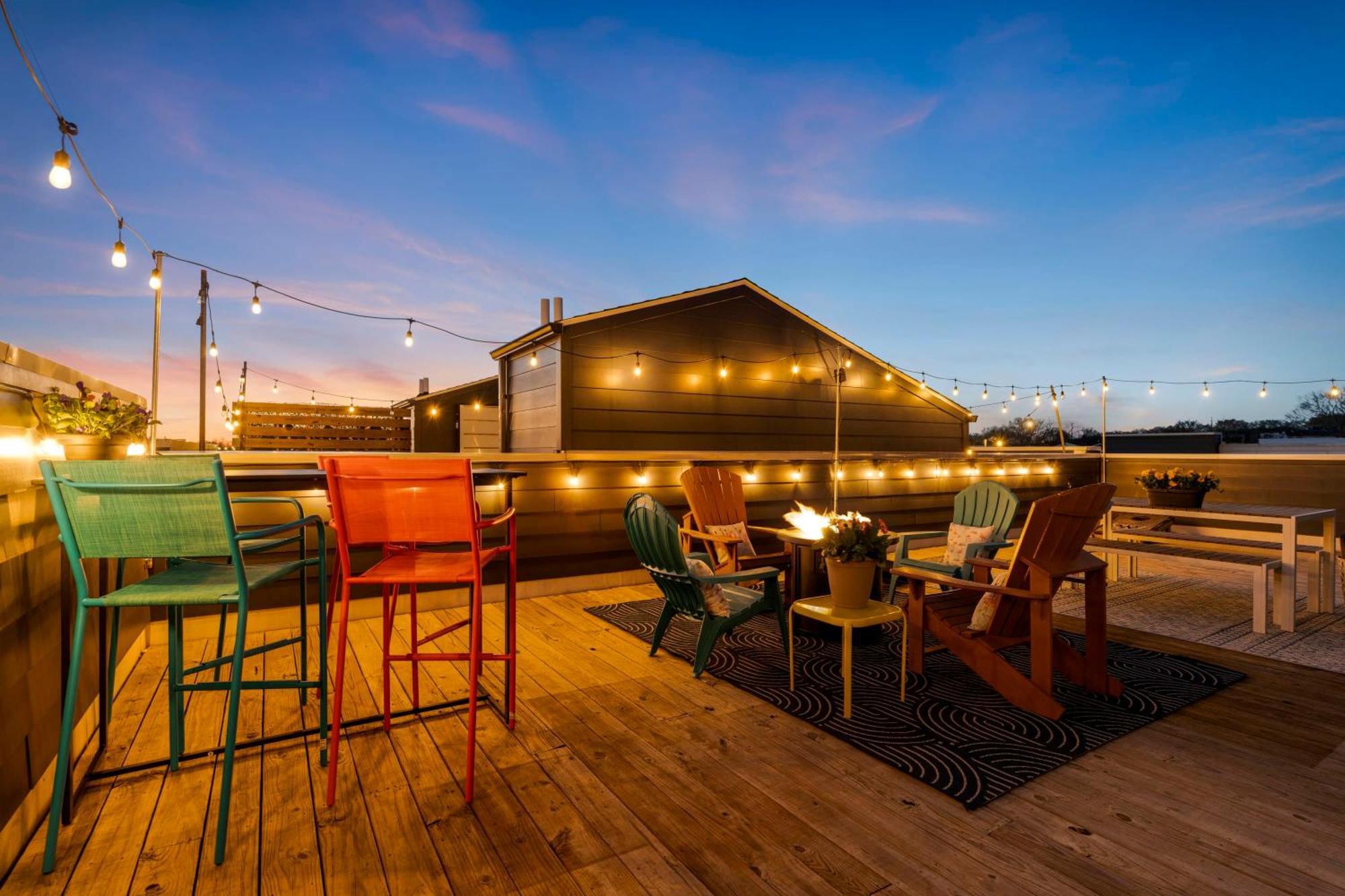 Dolly Partyon - Downtown Views - Rooftop - Groups Holiday home