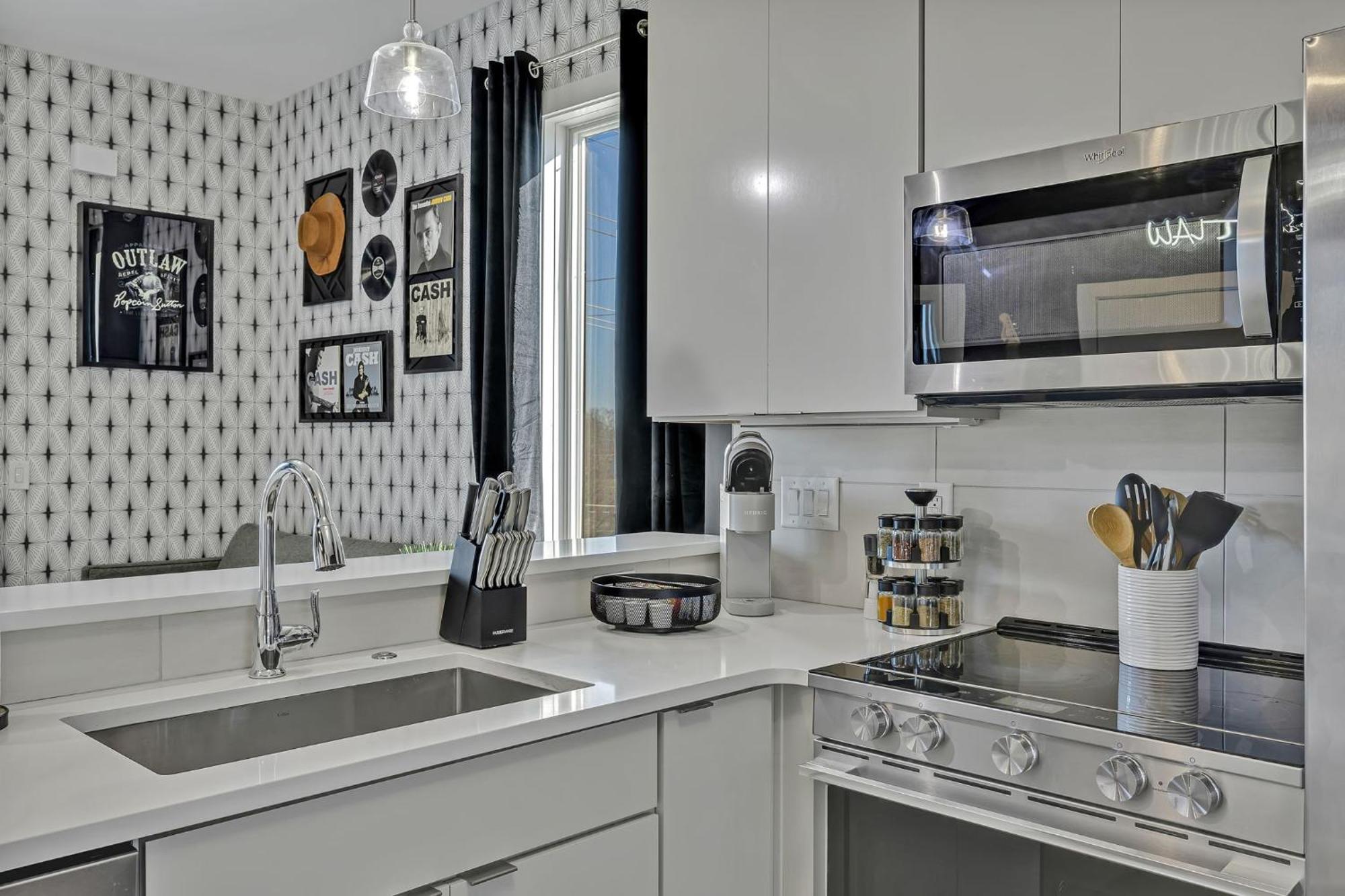 The Outlaw In Downtown By Nautical Holiday home *