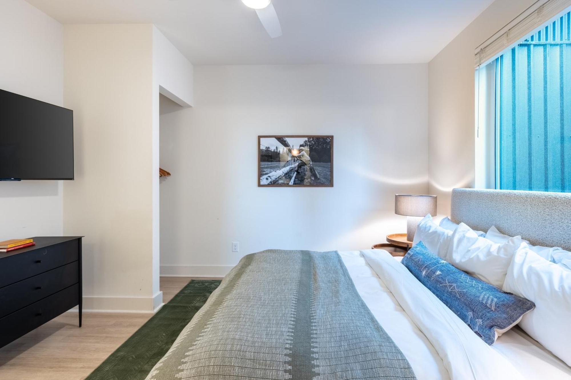 Outrider 101 By Avantstay Near Downtown Broadway Private Balcony Hotel *