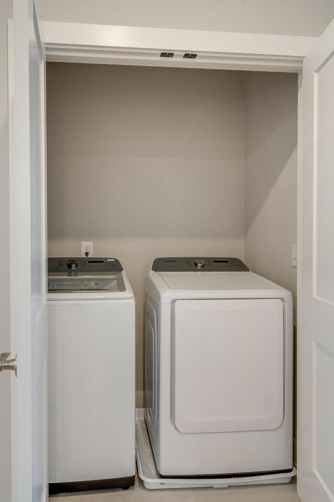 Holiday home - 1308 Montgomery Ave Unit 2 *