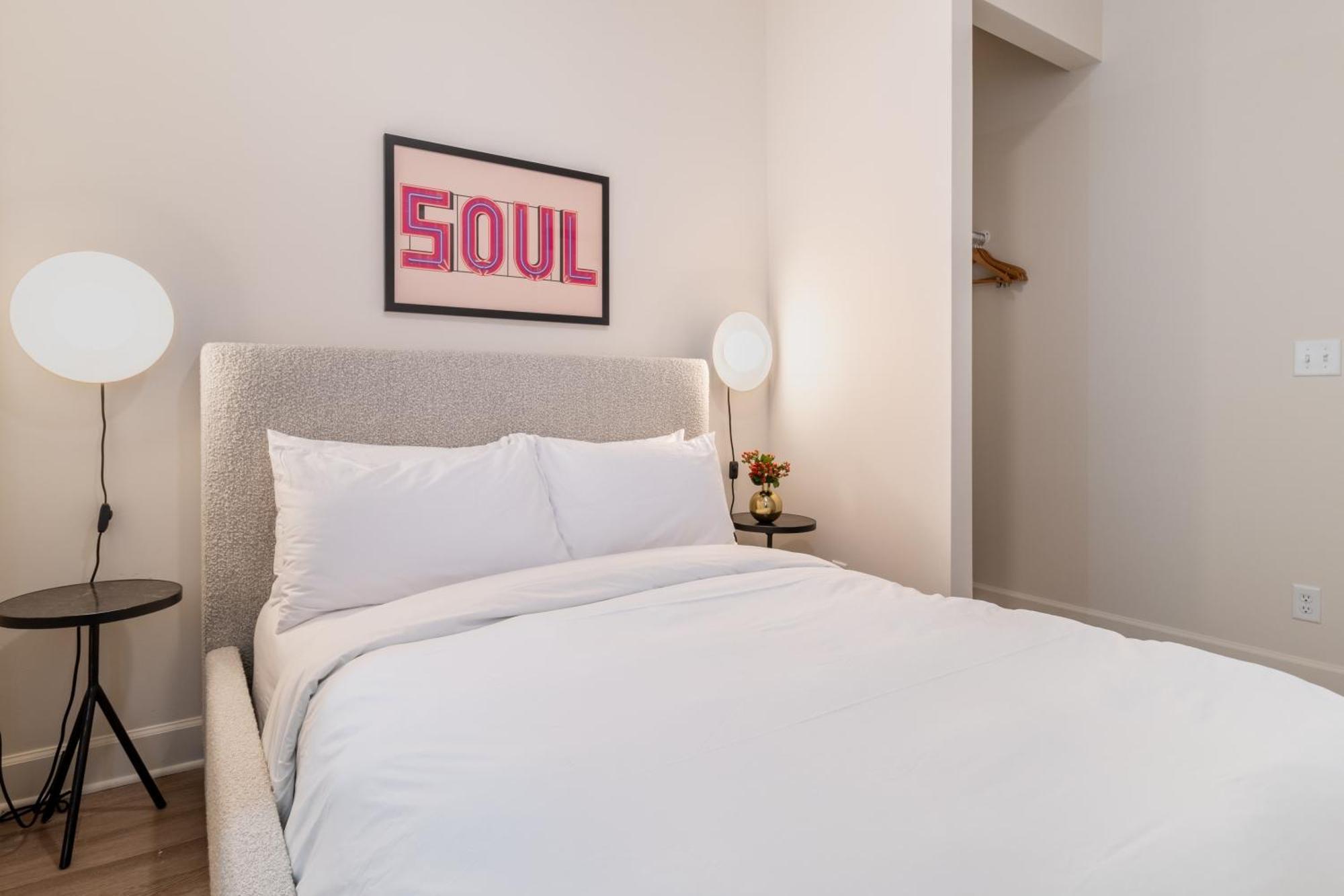 The Conway 5 Bedroom Buyout W Deck In Music City Holiday home Nashville