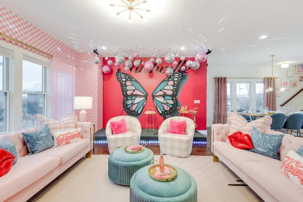 Holiday home Butterfly Bnb~modern Luxury~giant Rooftop~9min Dt Nashville
