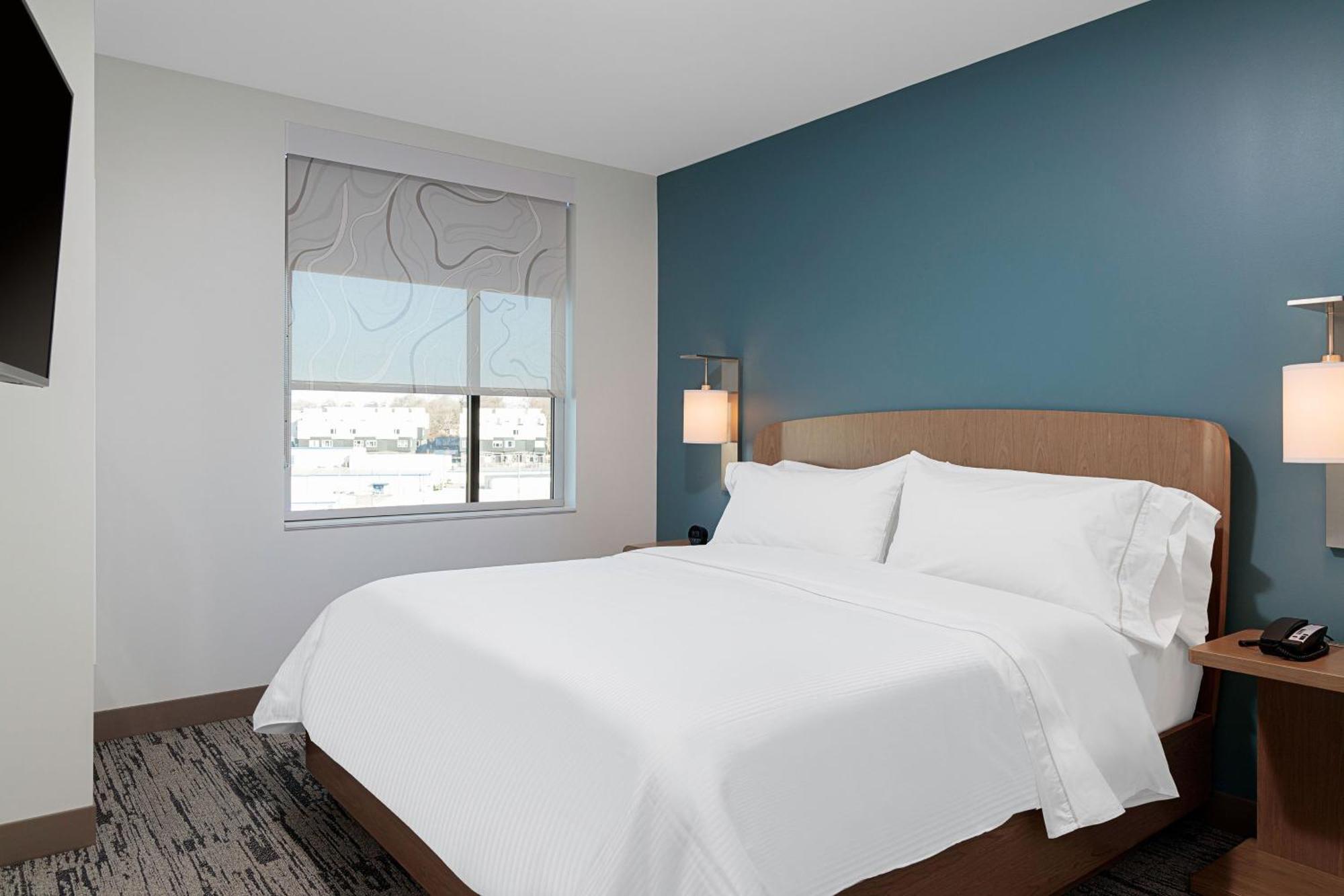 Element Vanderbilt West End Hotel