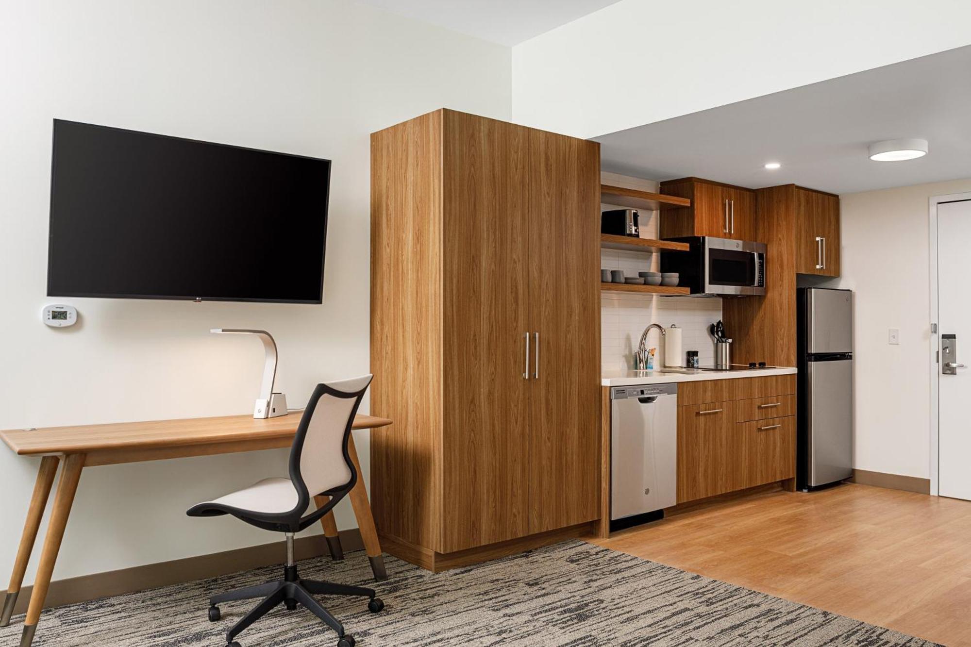 Element Vanderbilt West End Hotel 3*