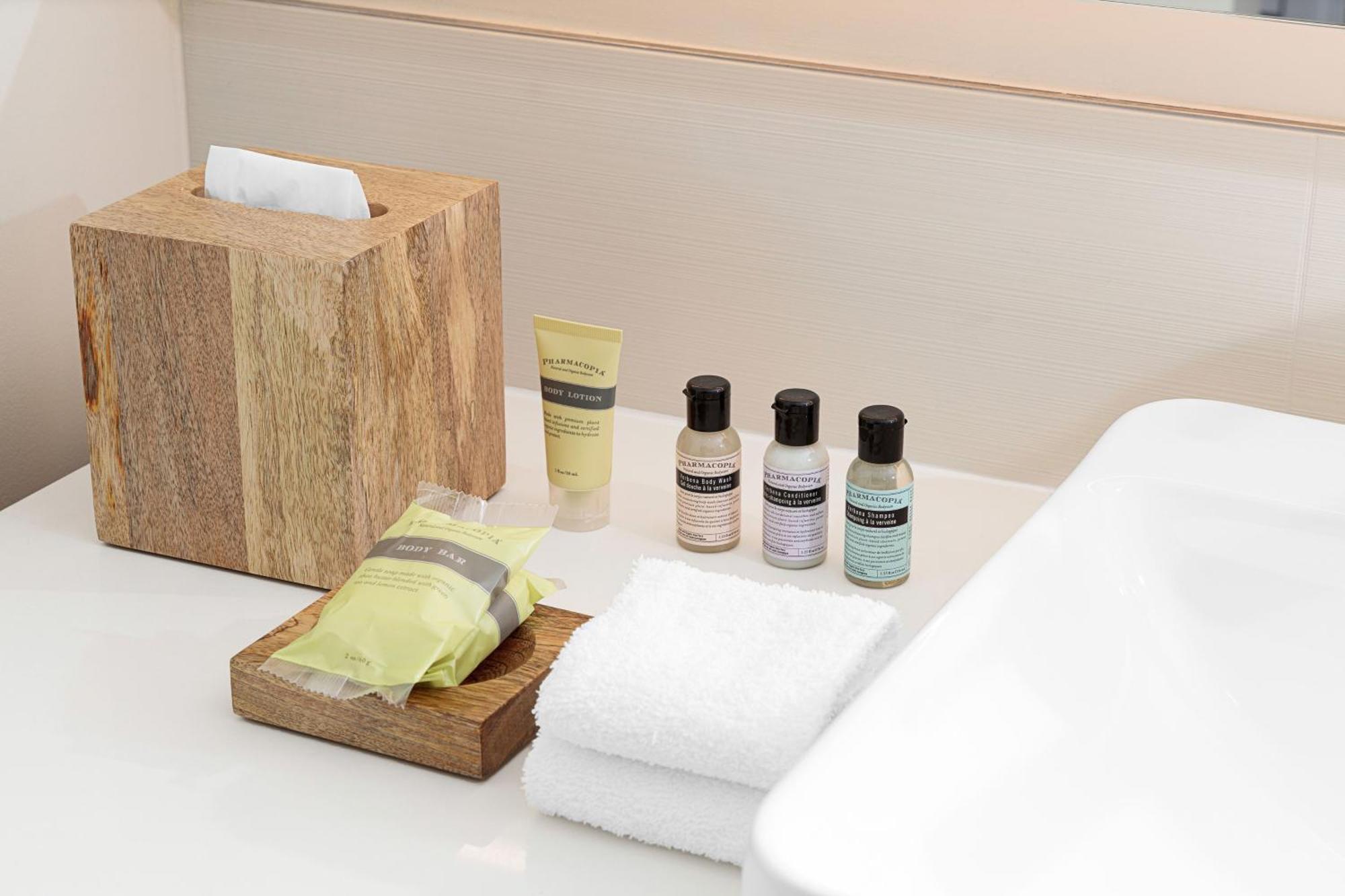 Hotel Element Vanderbilt West End 3*