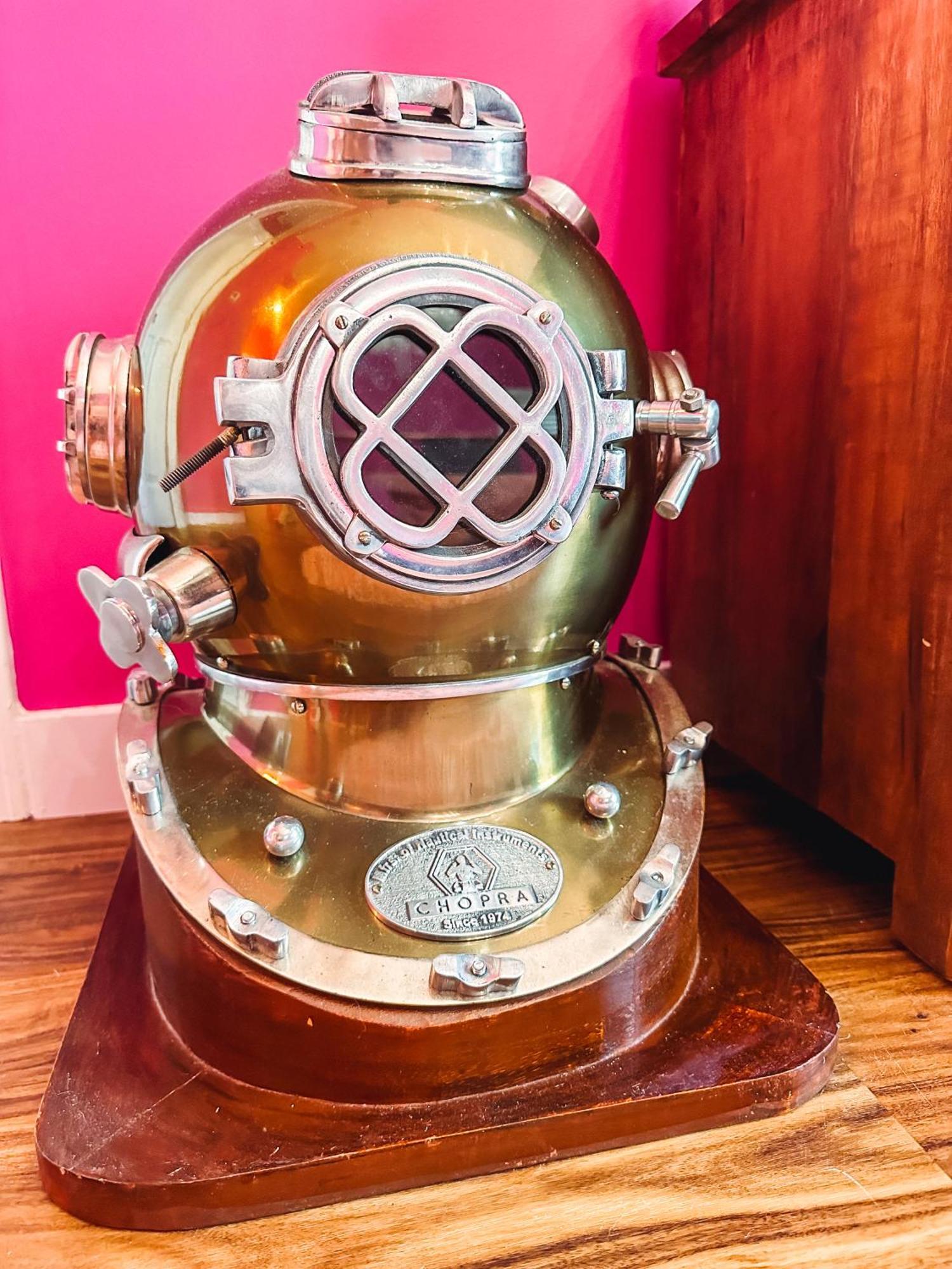 Dolly's Yacht Club - Cozy Retreat Near Broadway Nashville