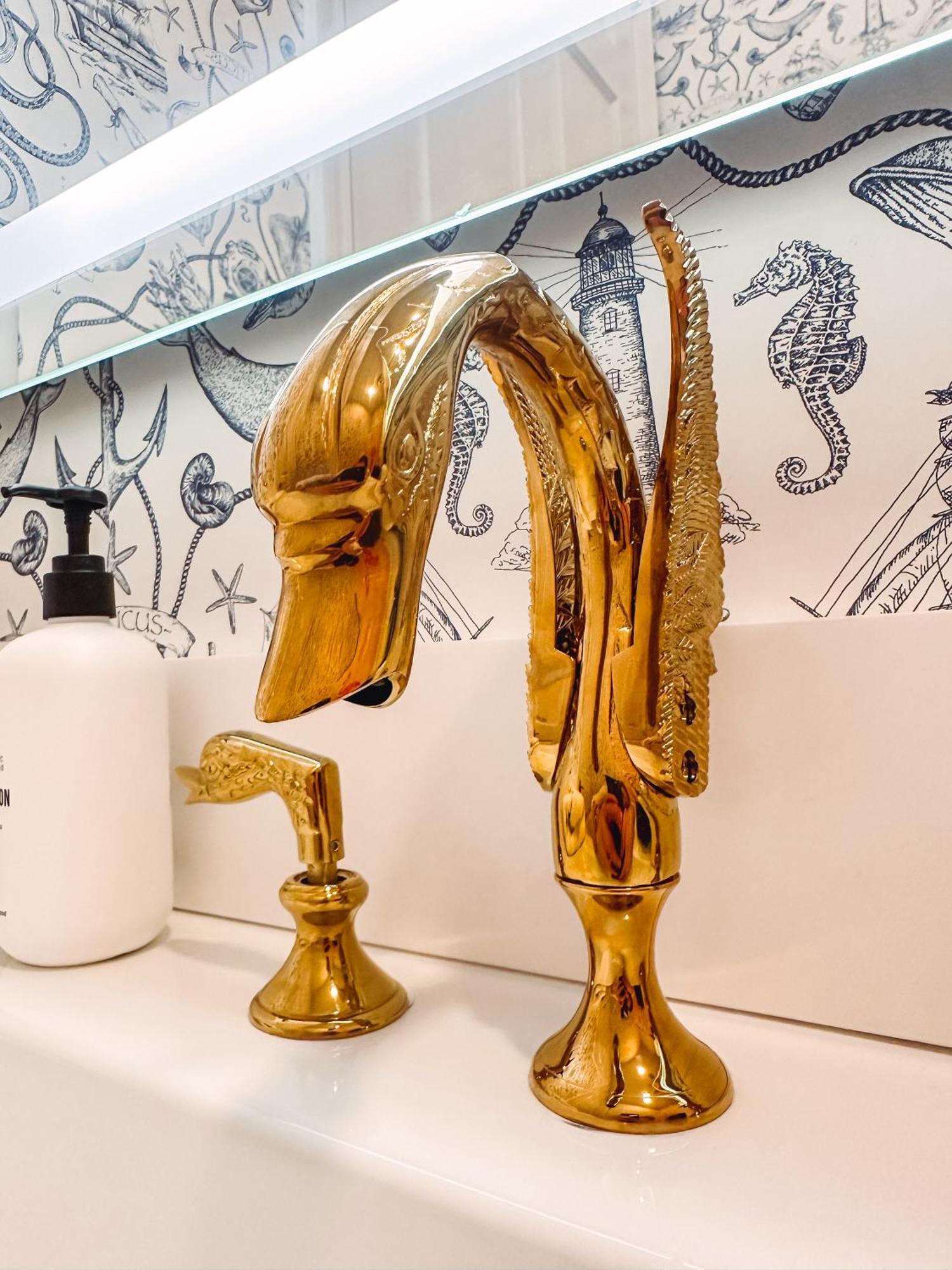 Dolly's Yacht Club - Cozy Retreat Near Broadway Nashville