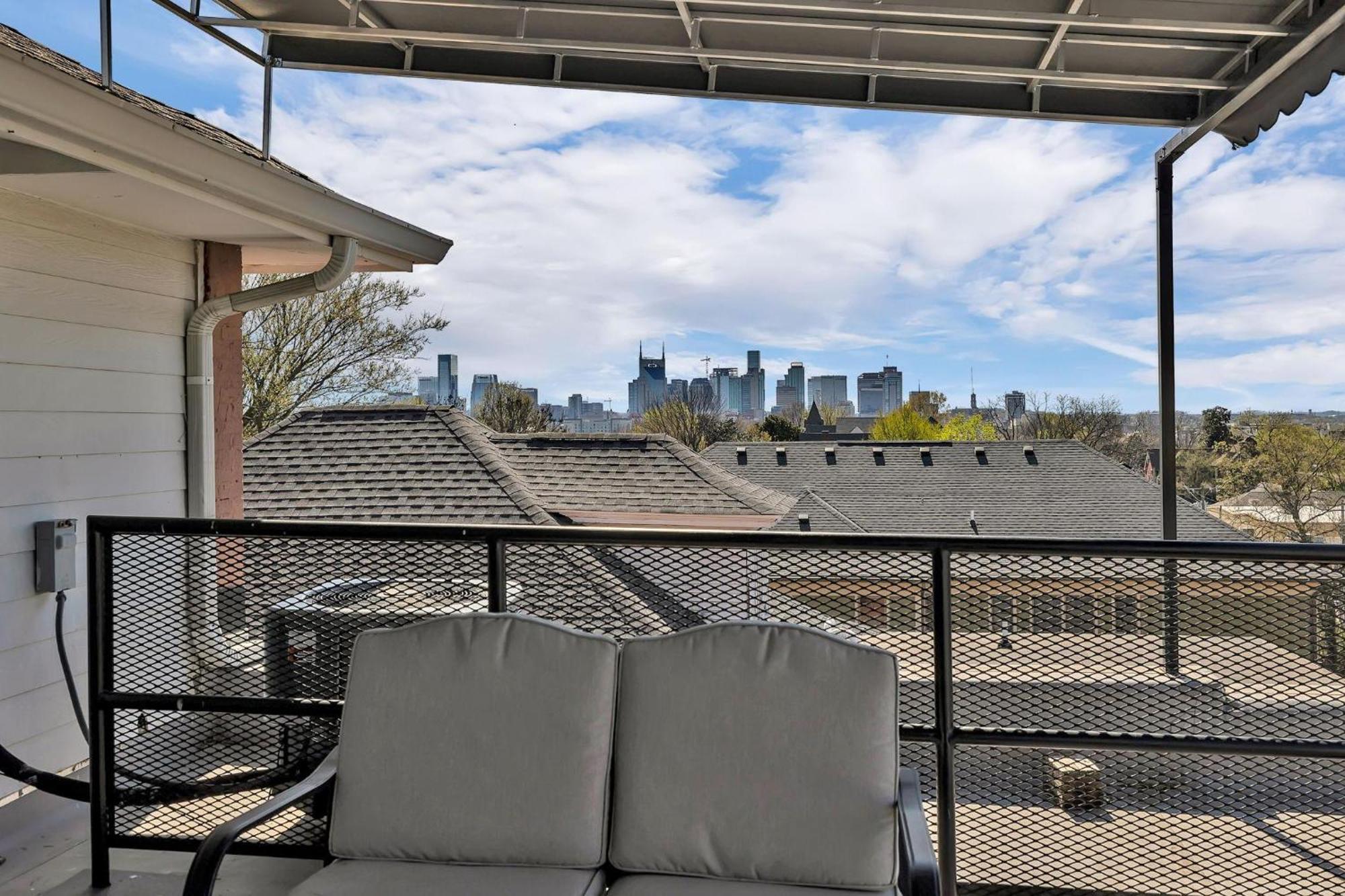 Lookout Nash - Rooftop W/ Skyline Views Holiday home Nashville