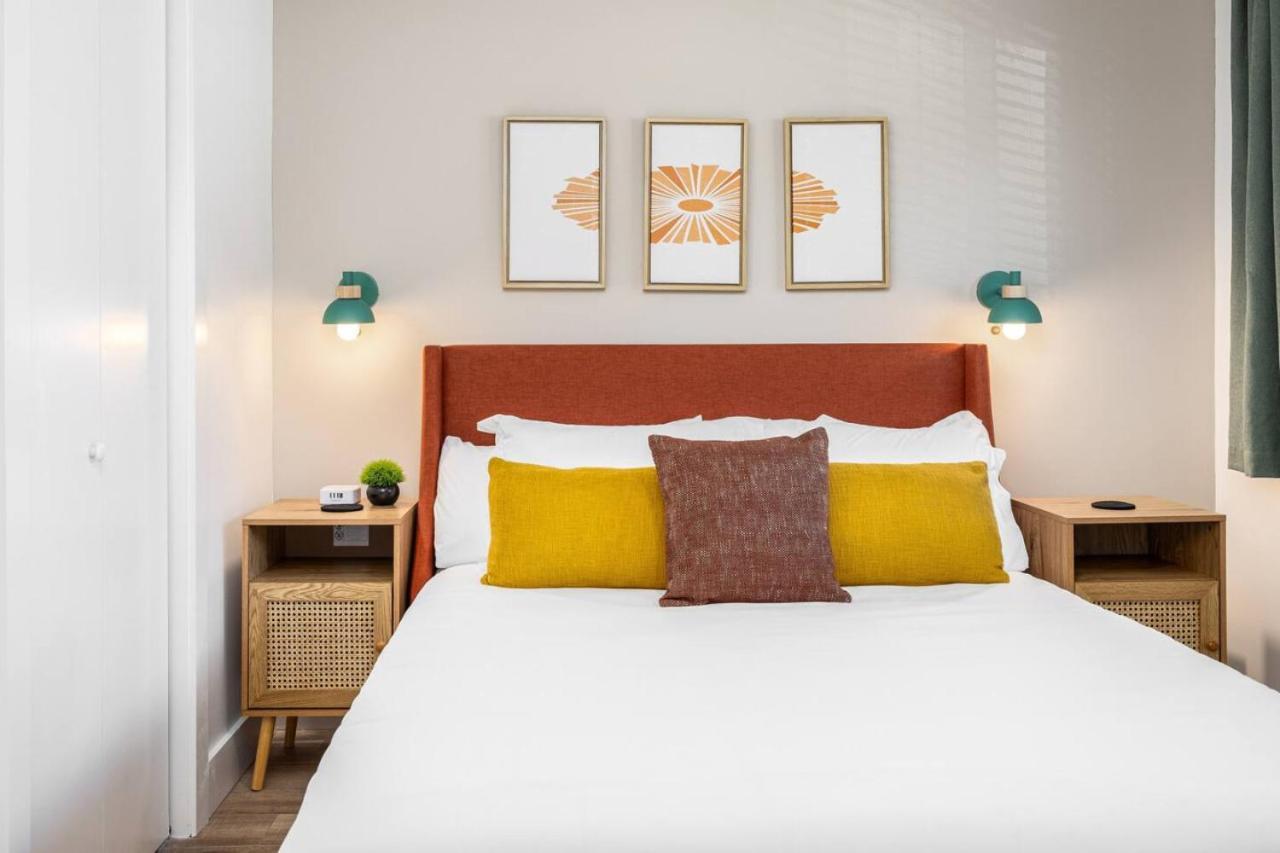 Apartment Bright With 3 Beds 2 Bedrooms Walk To Grocery