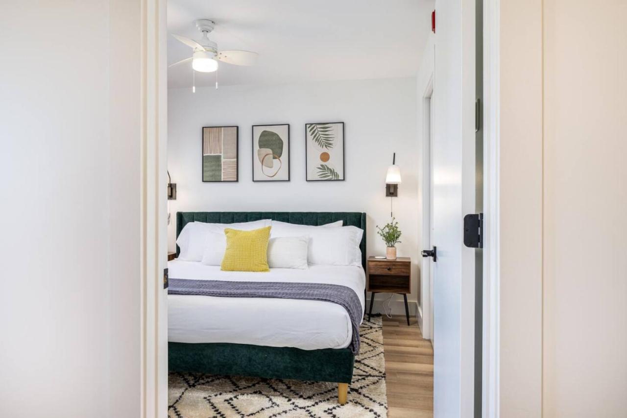 Bright With 3 Beds 2 Bedrooms Walk To Grocery *