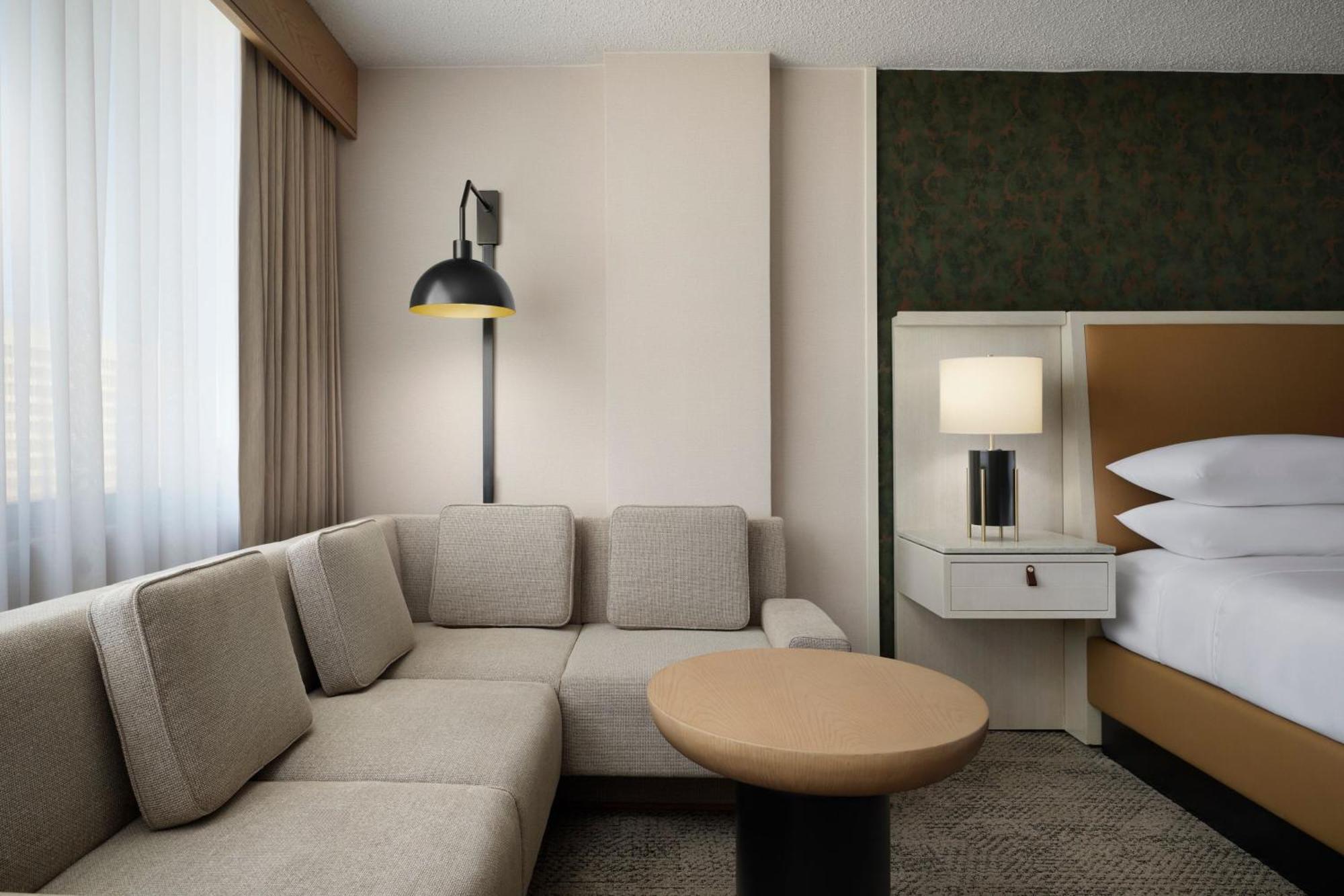 Sheraton Grand Downtown Hotel