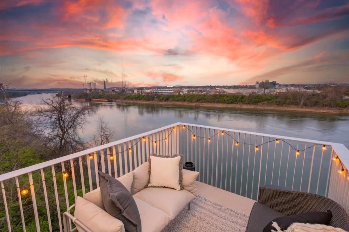 Holiday home Riverfront With Views 0 7 Miles From Broad