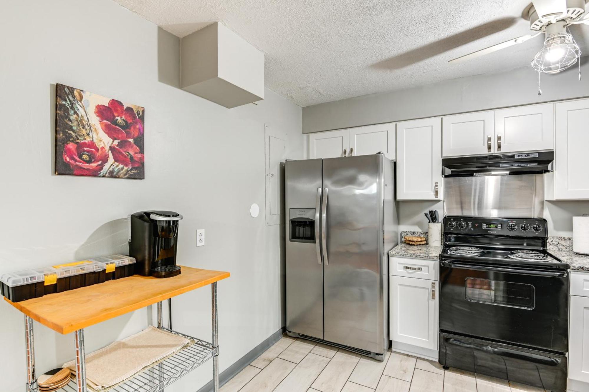 Cozy Getaway 11 Mi To Downtown!