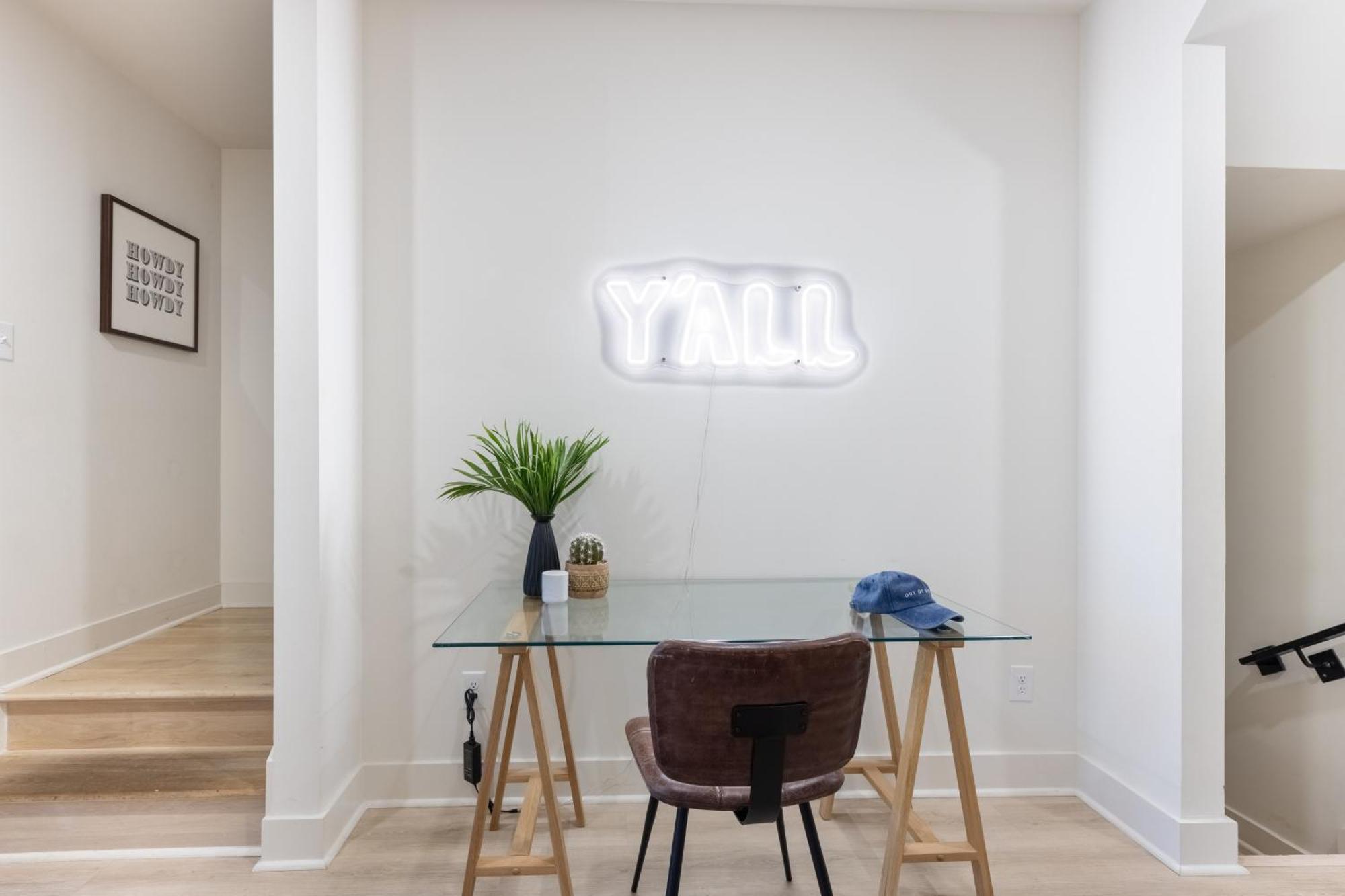 Outrider 102 By Avantstay Private Balcony Near Downtown 5mins To Broadway Nashville