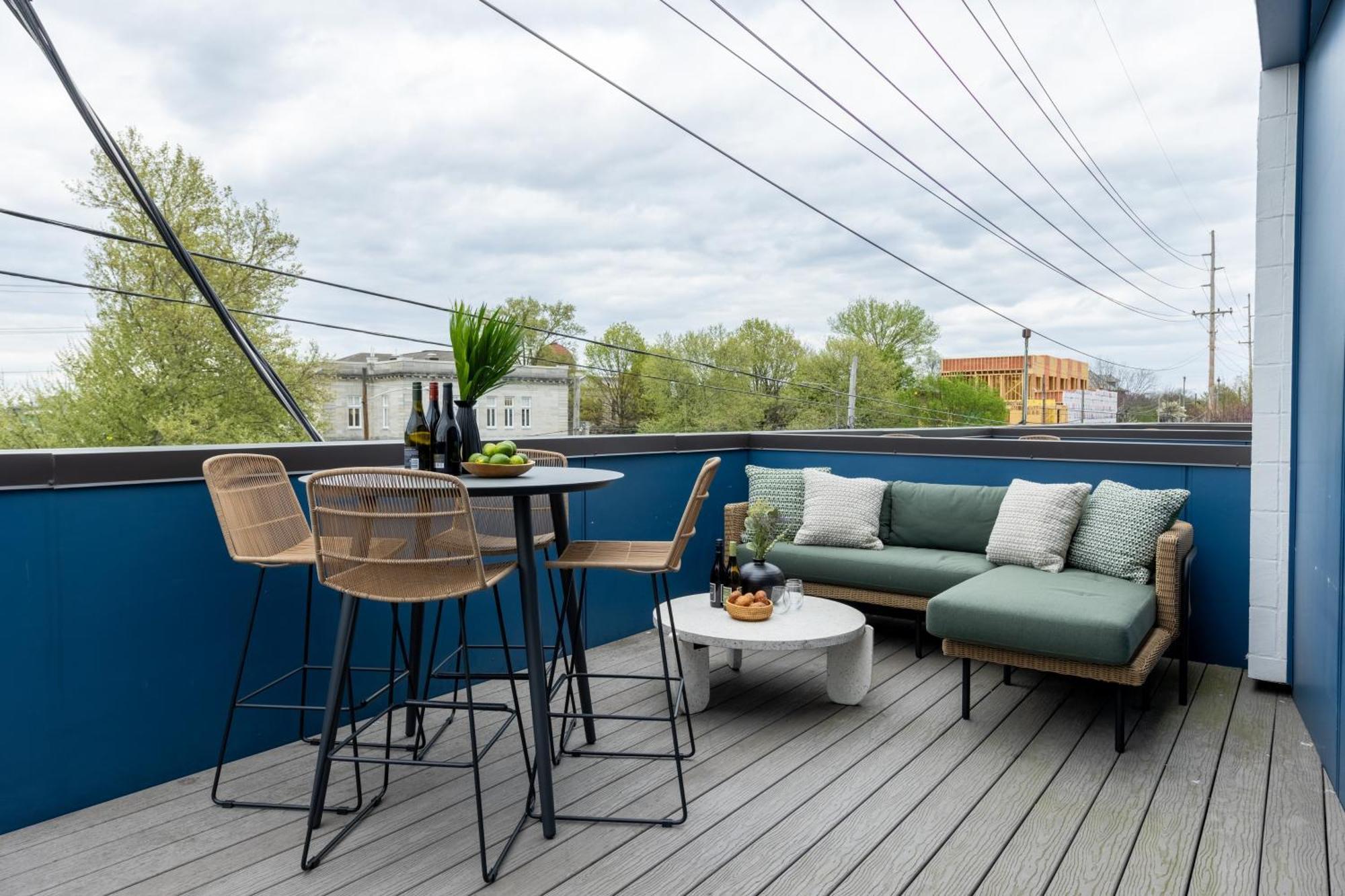 Outrider 102 By Avantstay Private Balcony Near Downtown 5mins To Broadway Nashville