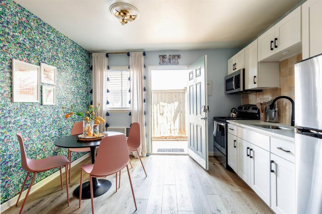 Southbound - Vibe * Nashville