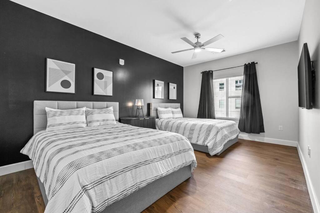 The Hollywood The Gulch Apartment *