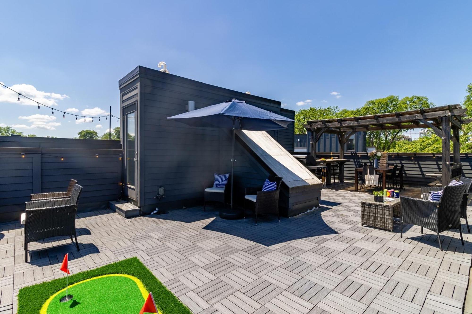 Doralee By Avantstay Rooftop Mins From Downtown Dolly Parton Theme