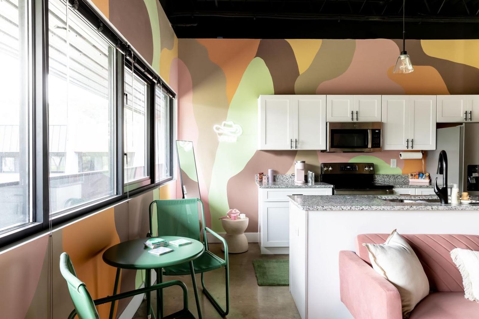 New Sleeps 4 - 7 Mins To Dt Apartment *