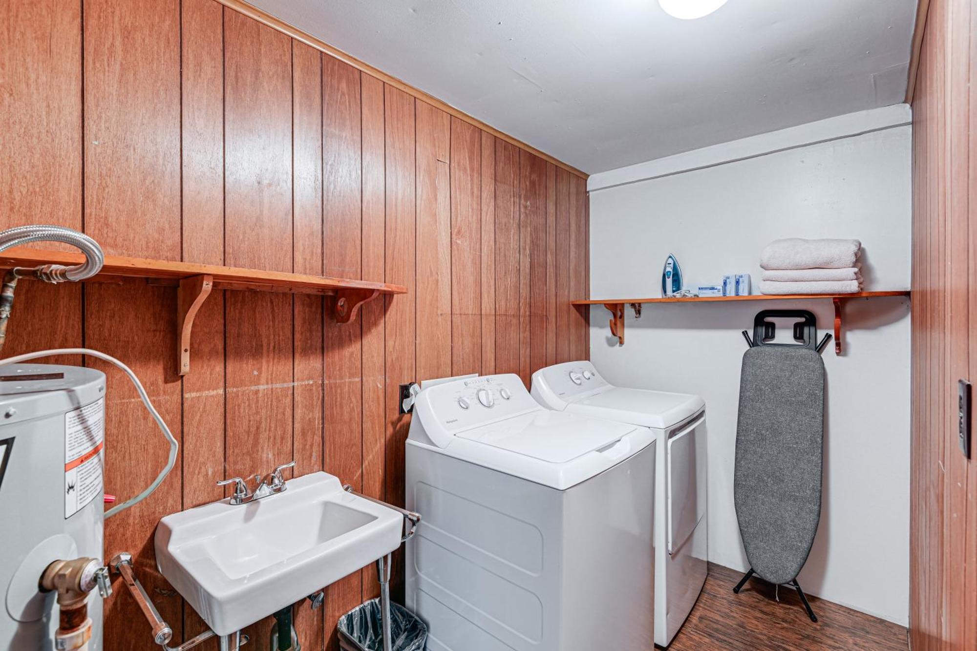 Family-friendly Less Than 5 Mi To Downtown