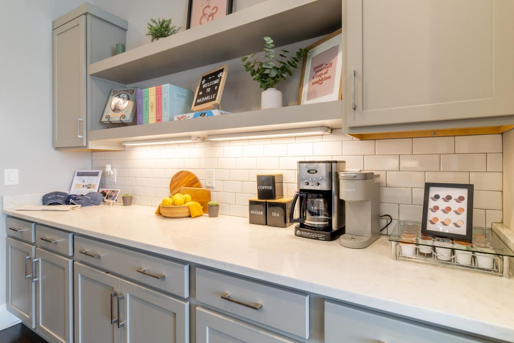 Holiday home Doralee By Avantstay Rooftop Mins From Downtown Dolly Parton Theme Nashville