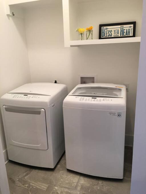 New Music Icon House In East *