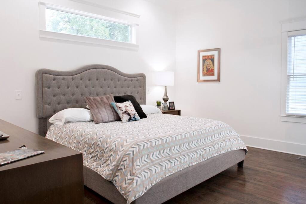 New Music Icon House In East Nashville