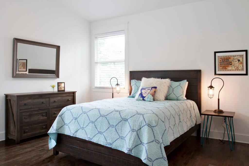 New Music Icon House In East * Nashville