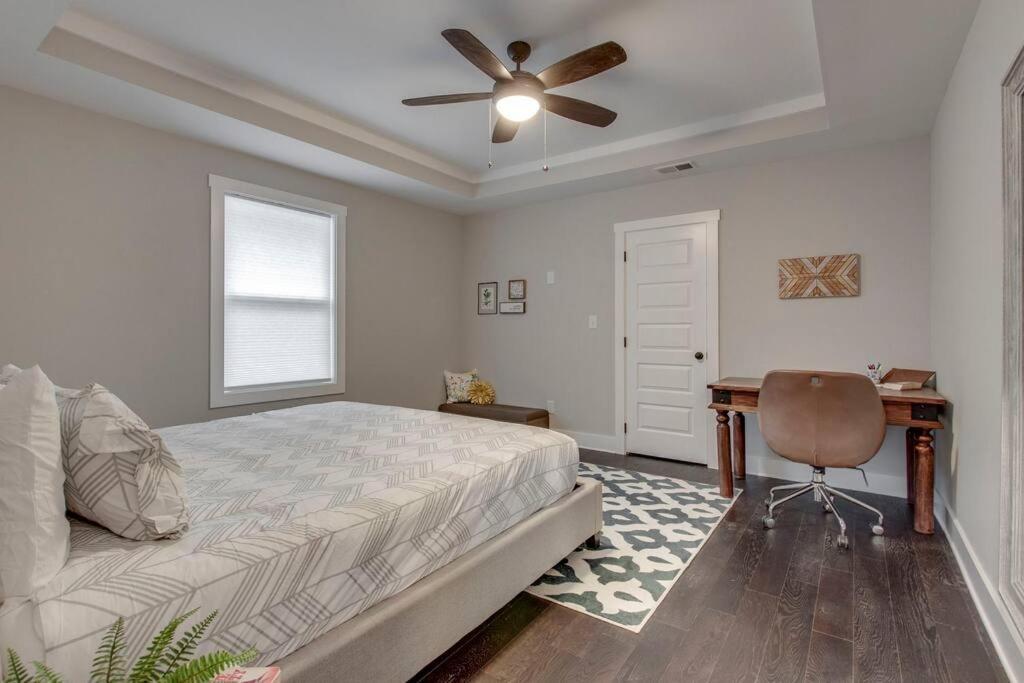 New Spacious 2 Miles From Downtown Nashville