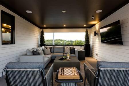 Modern Luxury Hot Tub Mini Golf Elevator Views *