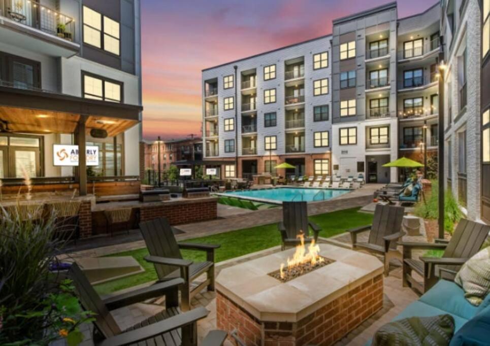 Luxury Apt, Min To Dt, Gym, Pool Apartment Nashville