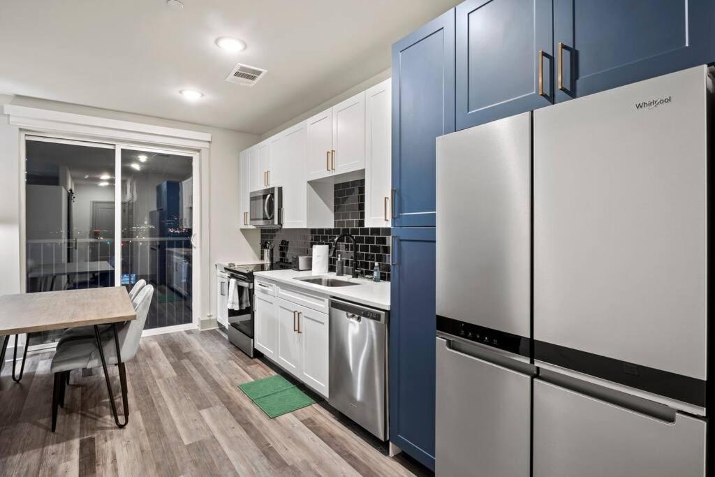 Apartment Luxury Apt, Min To Dt, Gym, Pool *